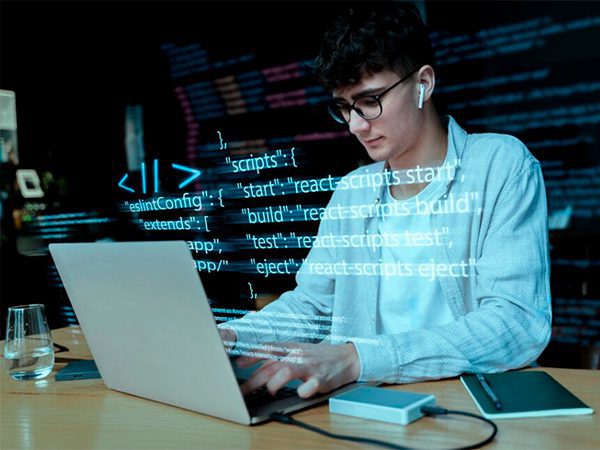 Требование обеспечить совместимость российского ПО с отечественными ОС перенесено на 2026-28 гг