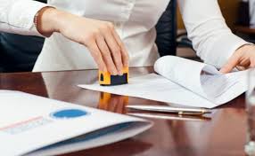 В России все чаще обращаются к нотариусу онлайн