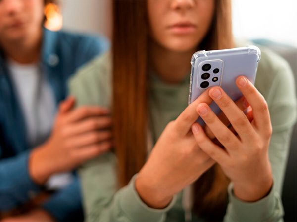 Кто чаще всего страдал от кибермошенников в 2025 году – опрос ЦБ