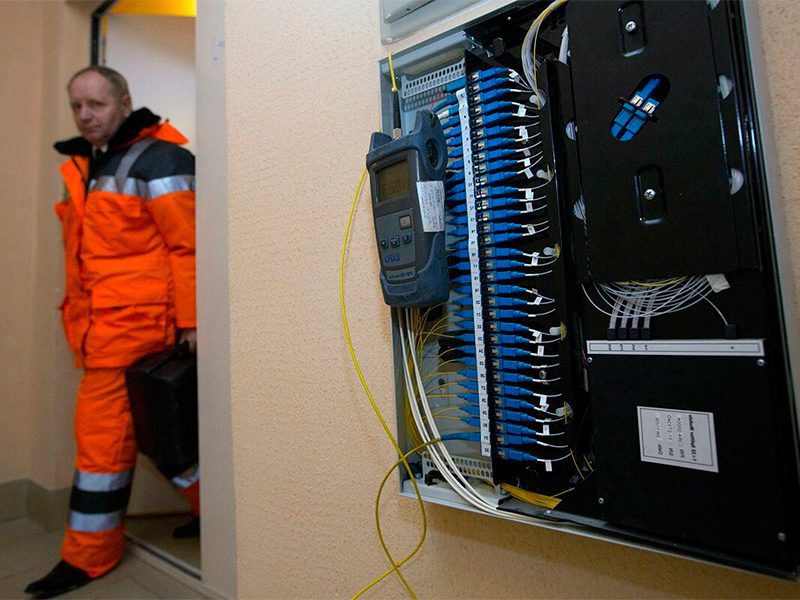 Внесён законопроект о штрафах для управляющих компаний за недопуск провайдеров в дома