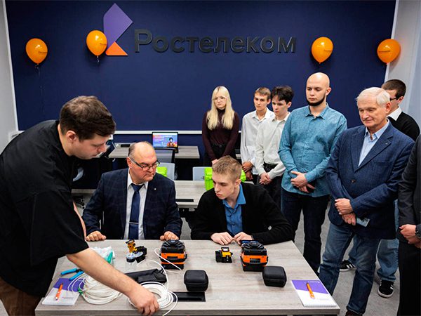 Новый класс для обучения связистов открылся в красноярском IT-колледже