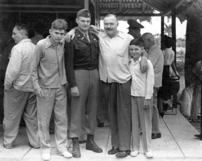 В возрасте 97 лет скончался Патрик Хемингуэй, американский писатель, защитник дикой природы и последний сын лауреата Нобелевской премии Эрнеста Хемингуэя 