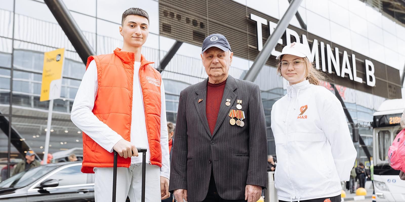 Более 10 тысяч москвичей подали заявки на вступление в волонтерский корпус 80-летия Победы